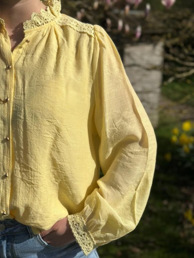 Chemisie jaune