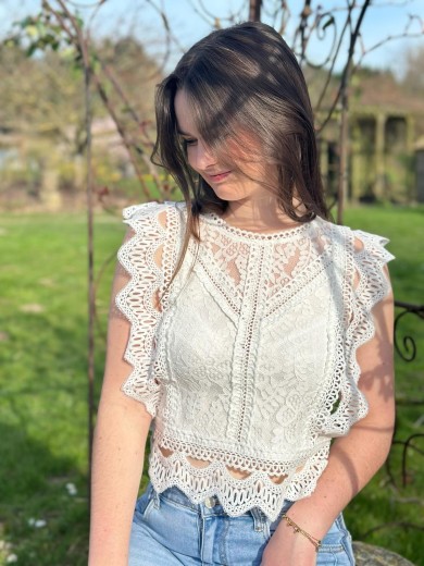 Top en dentelle