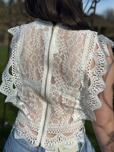 Top en dentelle