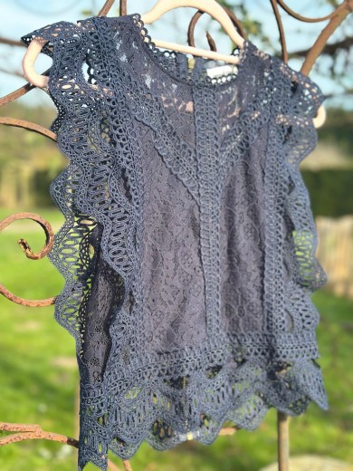 Top en dentelle