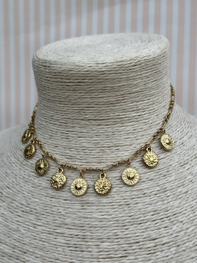 Collier avec médeaillons