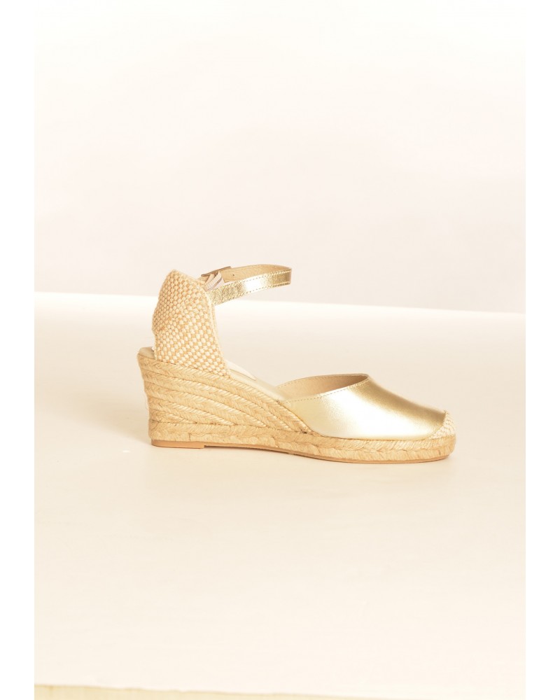 chaussure compensé doré