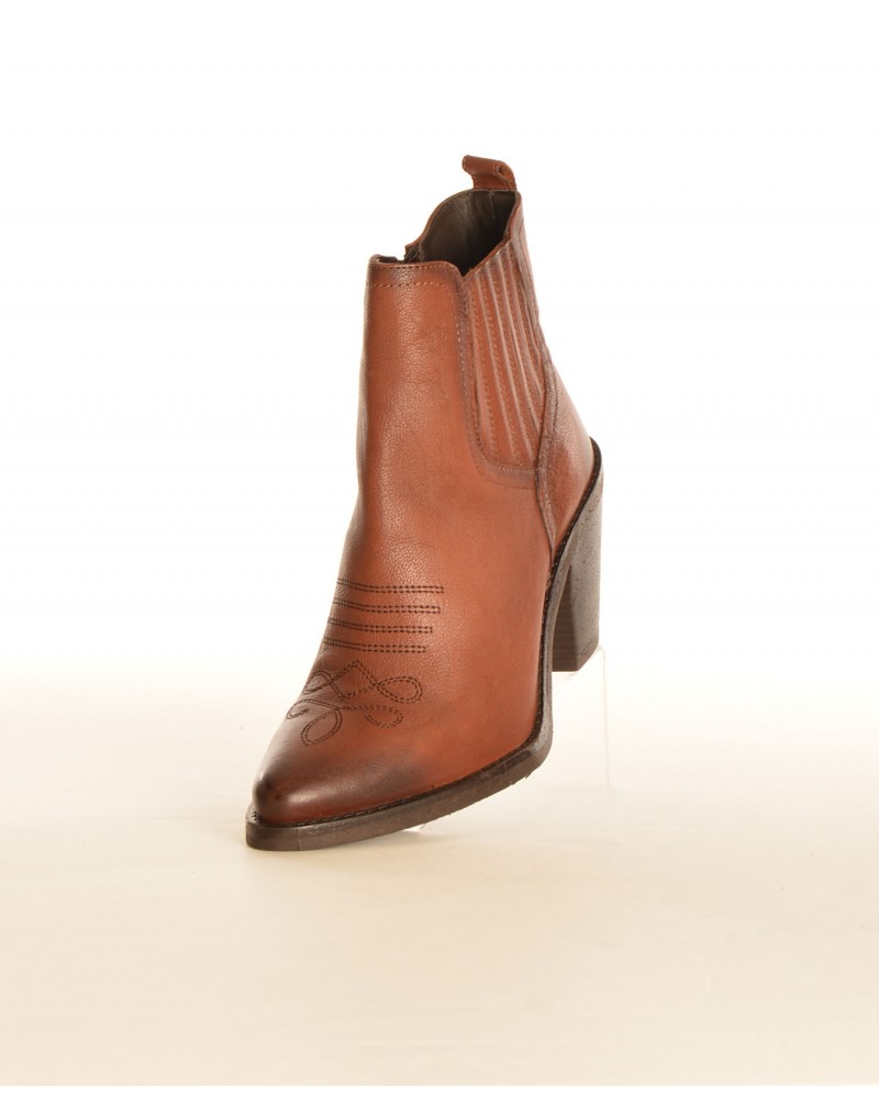 bottines style santiag