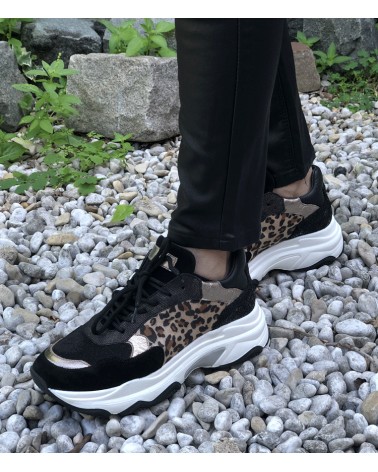 basket reqins leopard