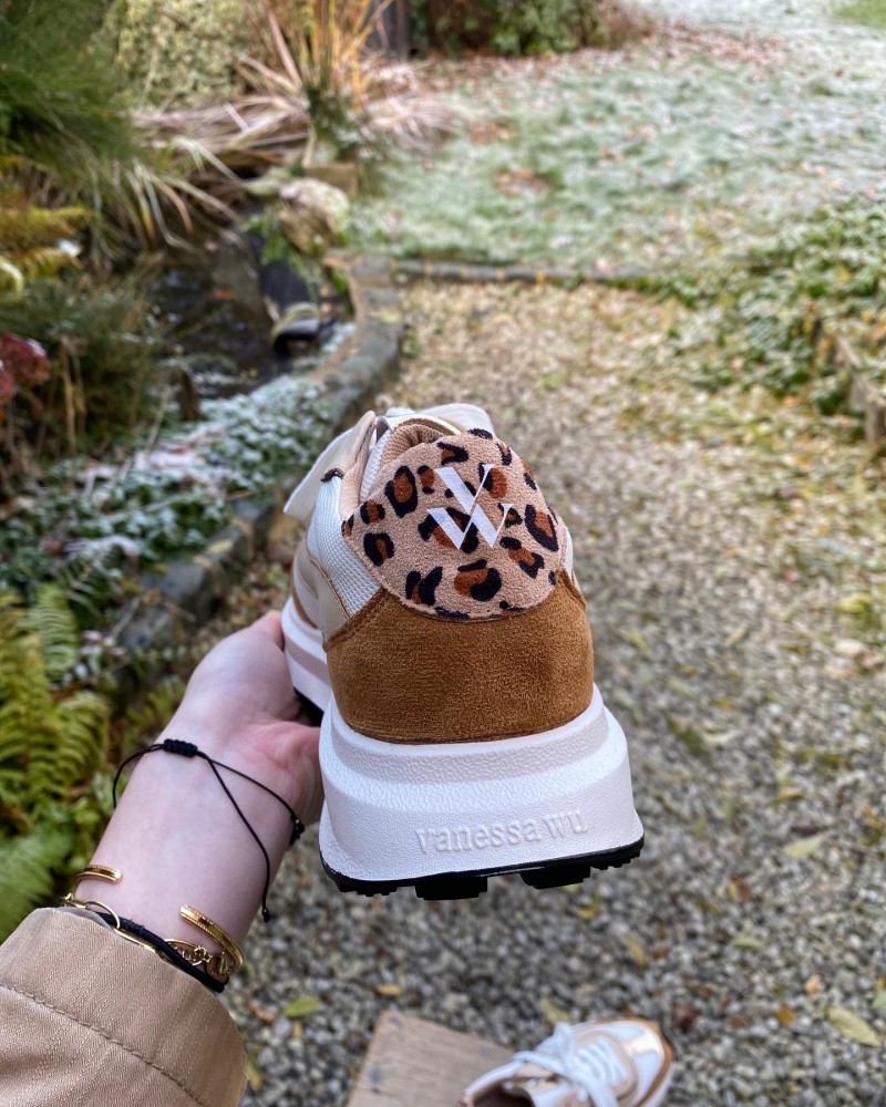 Basket Camel avec léopard VANESSA WU