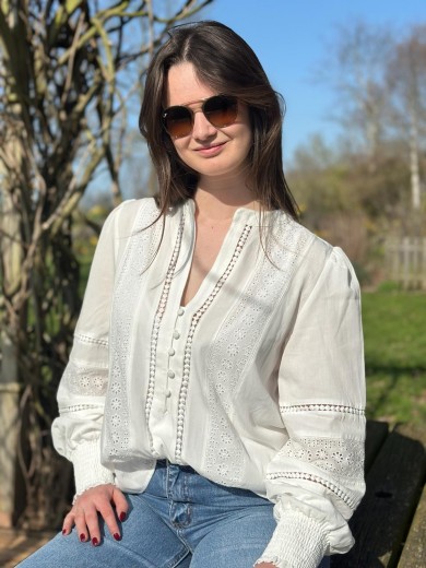 Chemisier blanc col v